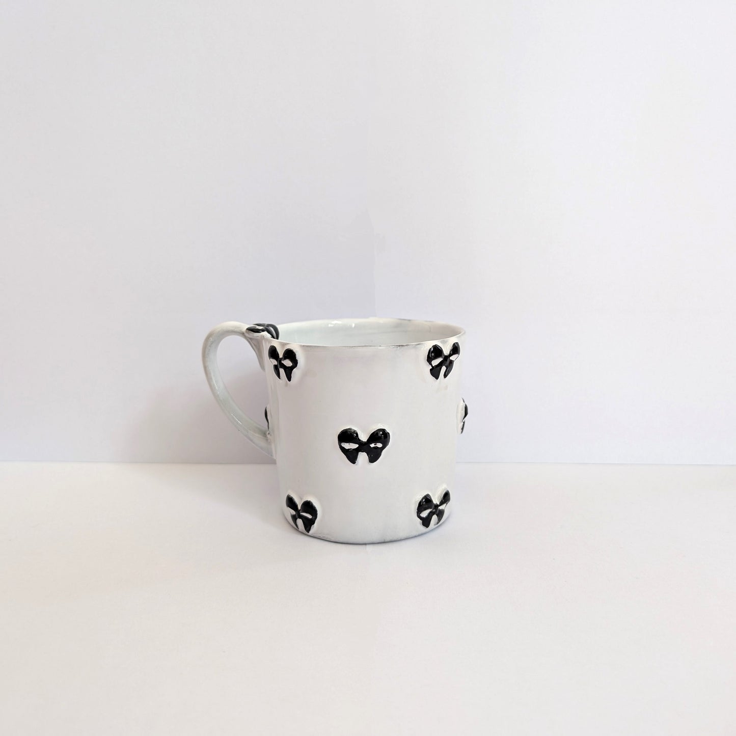 キャロン マグ リボン ブラック Nœud-Nœud(M)