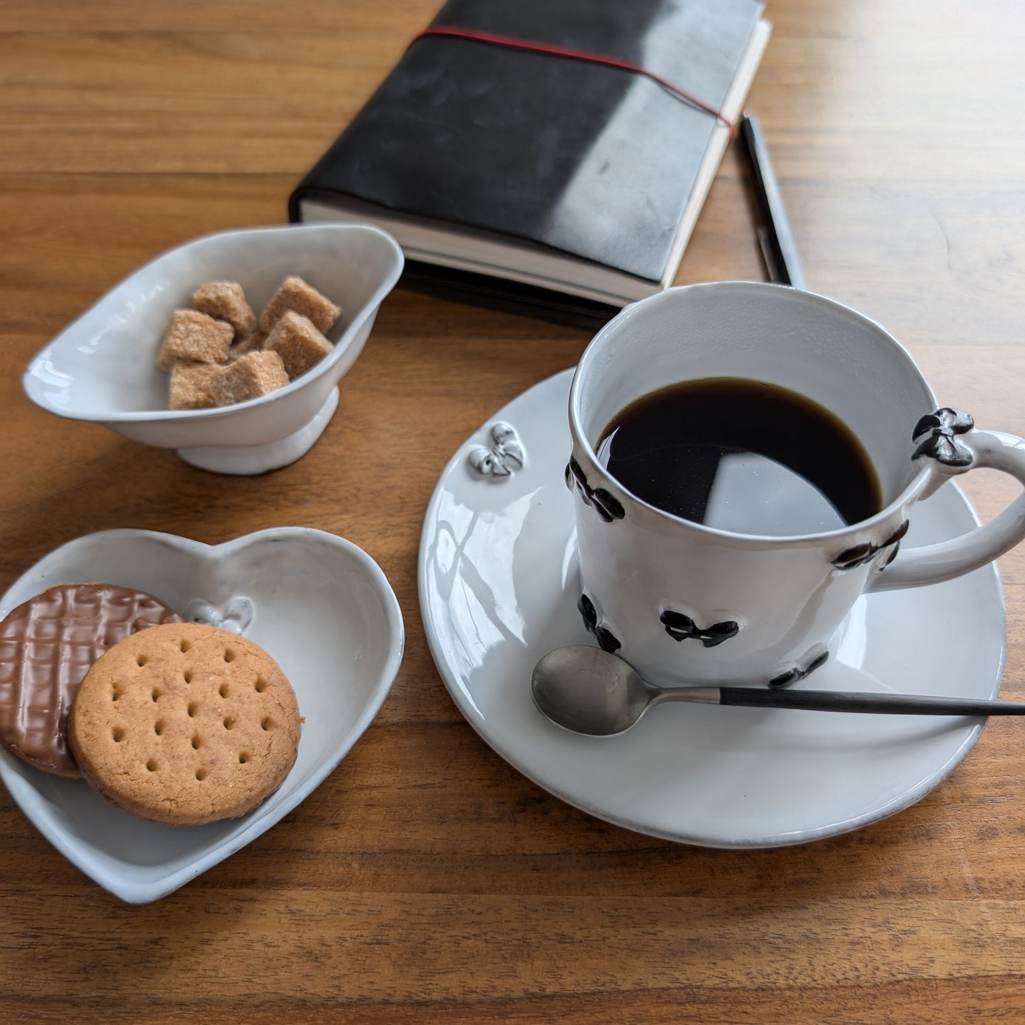 キャロン マグ リボン ブラック Nœud-Nœud（M）